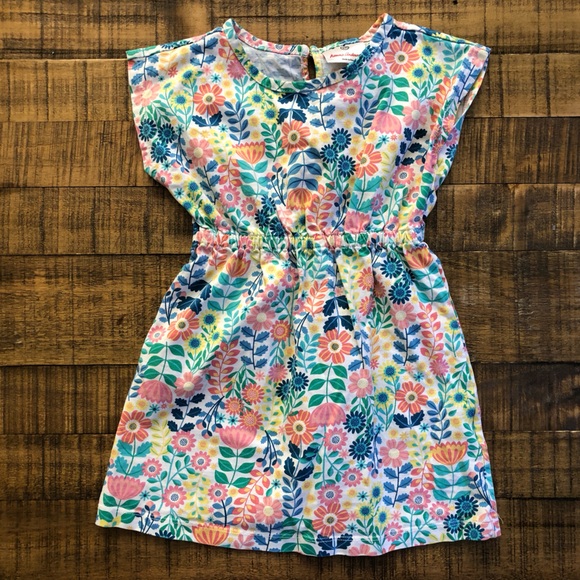 Hanna Andersson Other - Hanna Andersson 🌸 flowered dress | 100 size